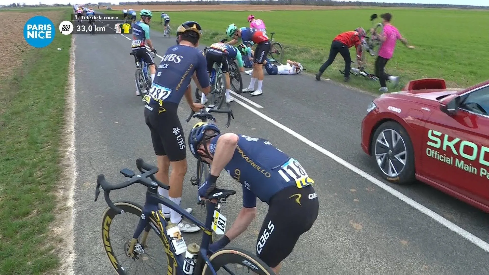 Eddie Dunbar and Cees Bol among those caught up in Paris-Nice crash