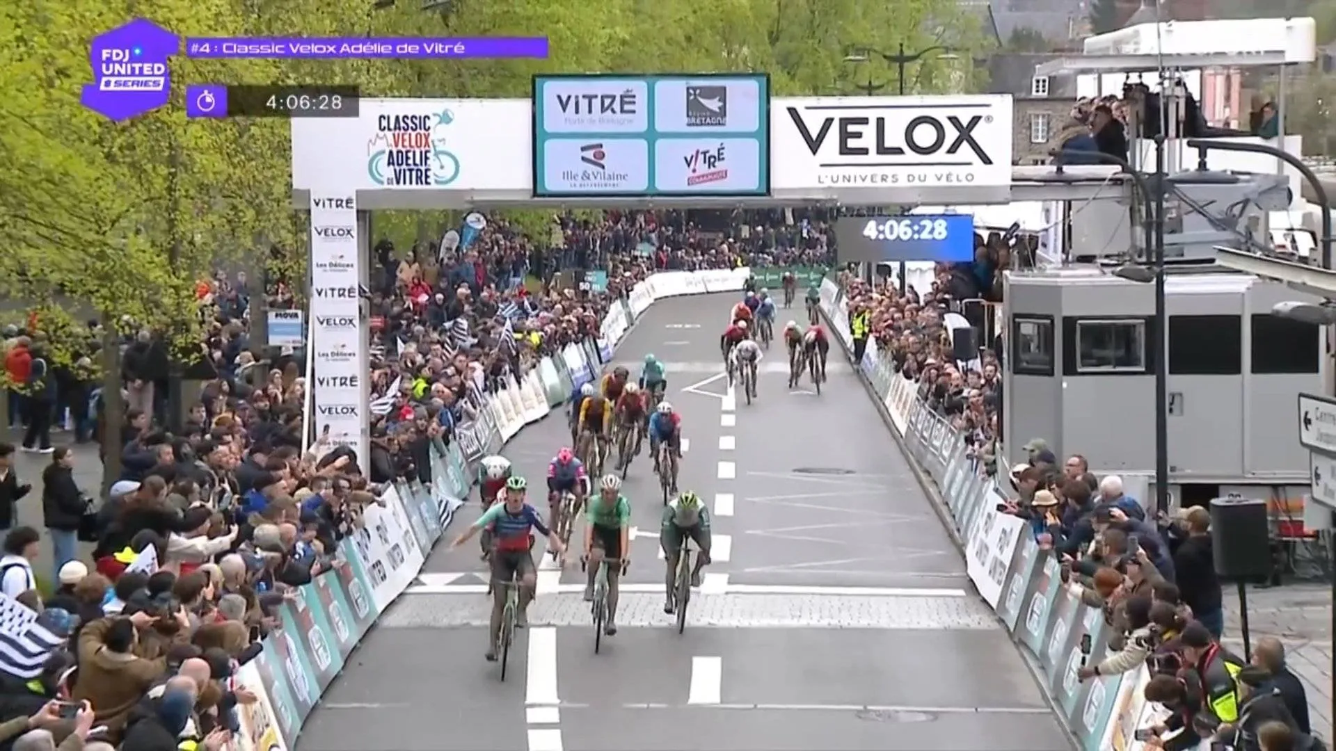 route adelie de vitre