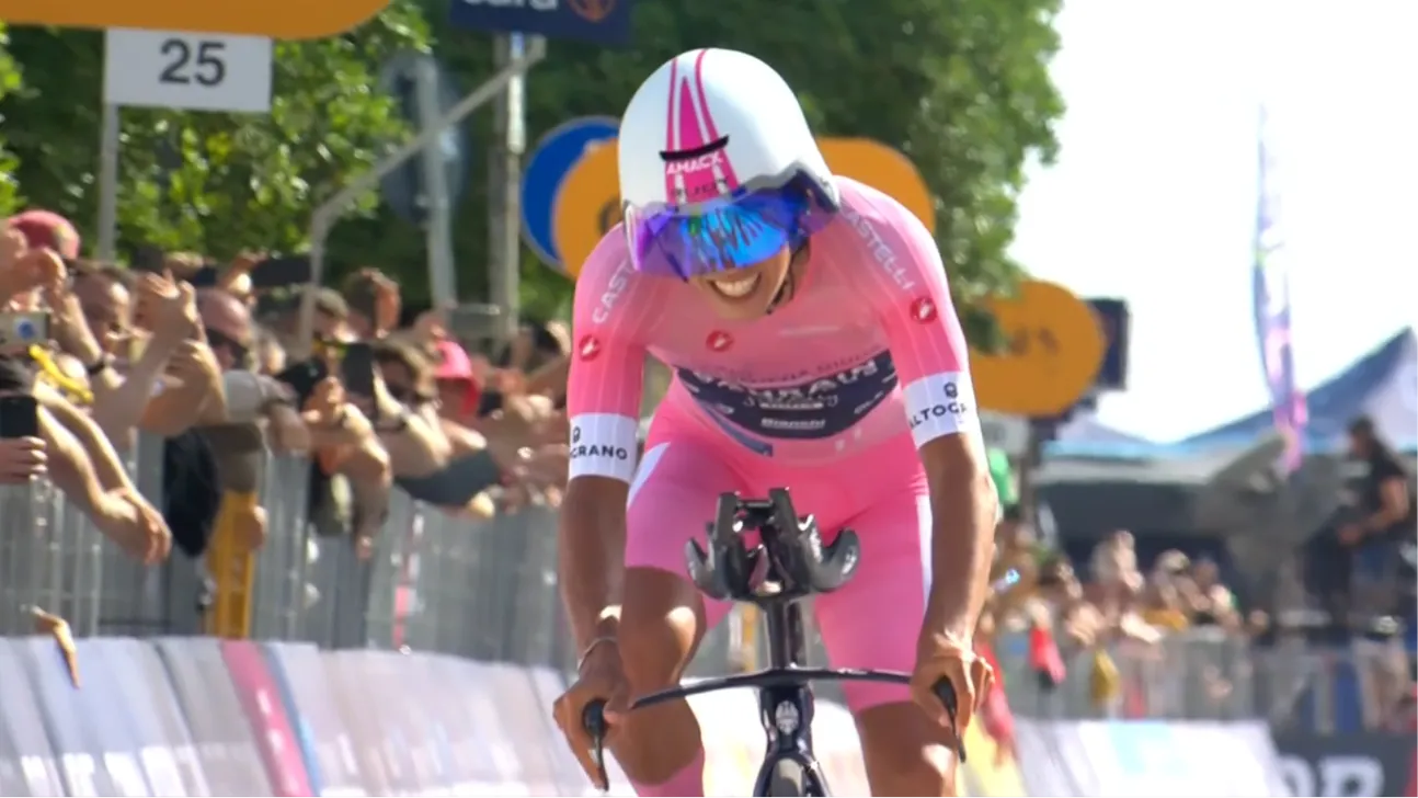 Afonso Eulálio at ITT of the Giro d'Italia 2026