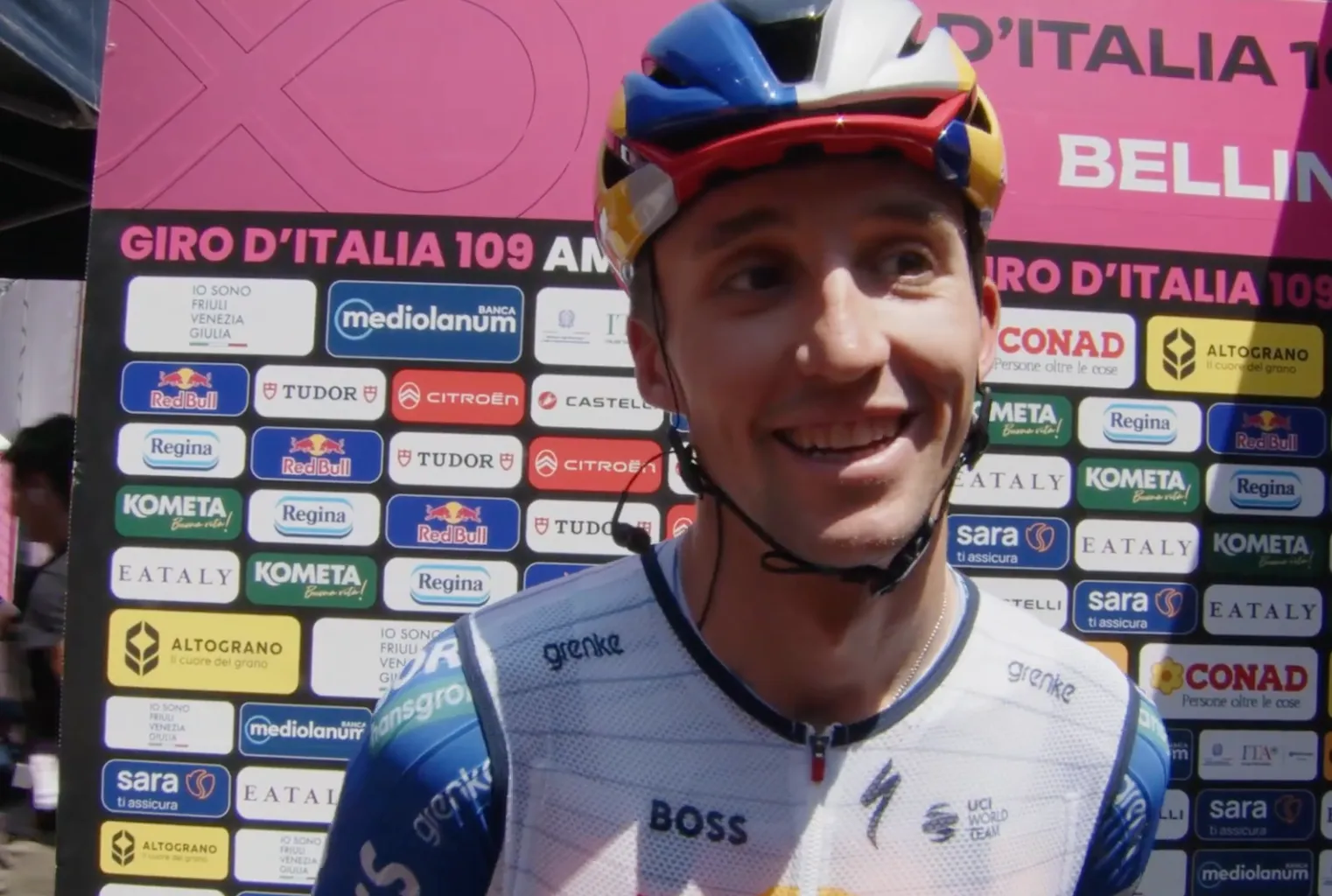 Jai Hindley before stage 16 of the 2026 Giro d'Italia