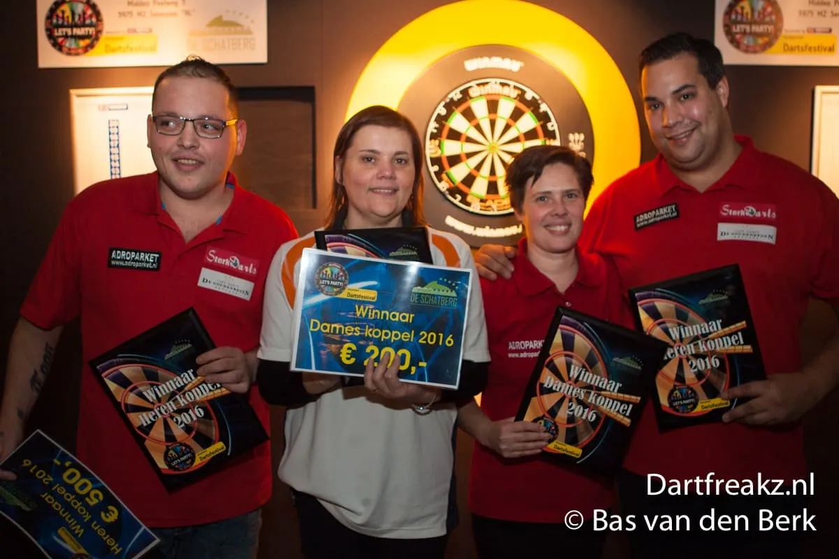 19 11 2016 Bas van den Berk Dartsfestival Sevenum 2016 0491 10765