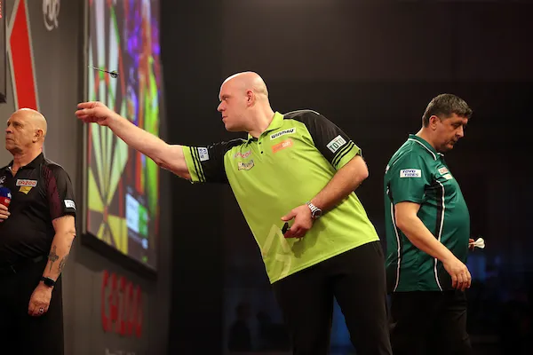 2023WCR3 Van Gerwen 06