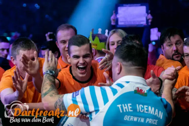 28 03 2019 Bas van den Berk PDC Premier league Ahoy donderdag 1919 51910