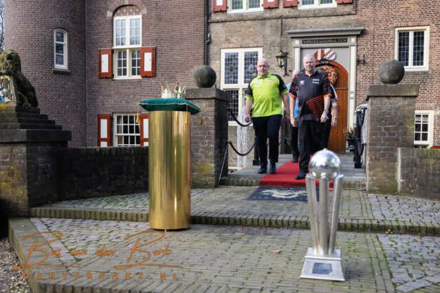 30 11 2022 Bas van den Berk Toto Dart Kings Castle 4707 85526