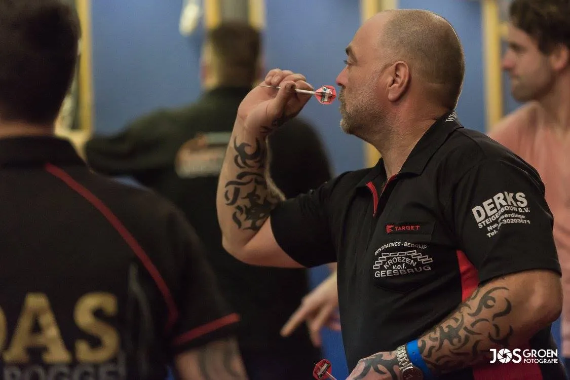 Albertino Essers do2016