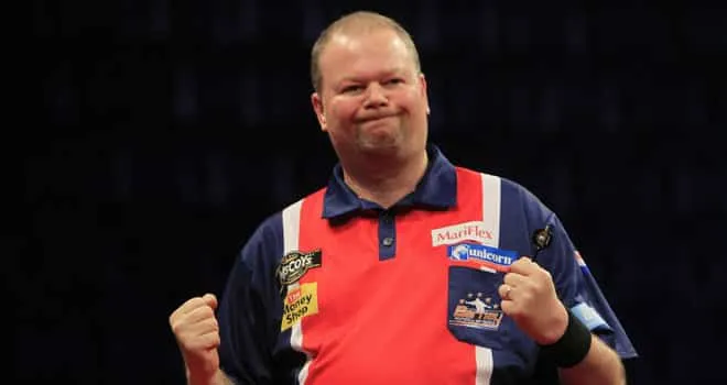 Barney met pijl en vuisten