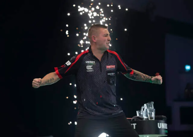 CARDIFF ASPINALL27 2000