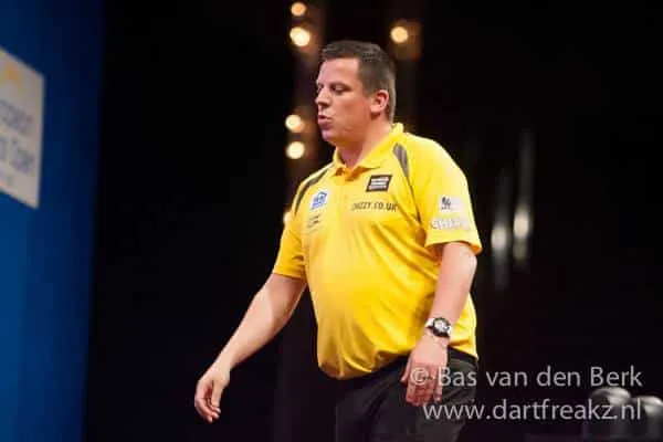 Dave Chisnall4