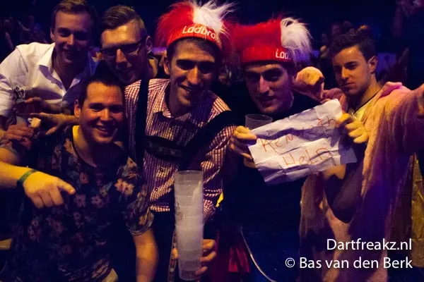 DutchDartsMasters16 E7J4447