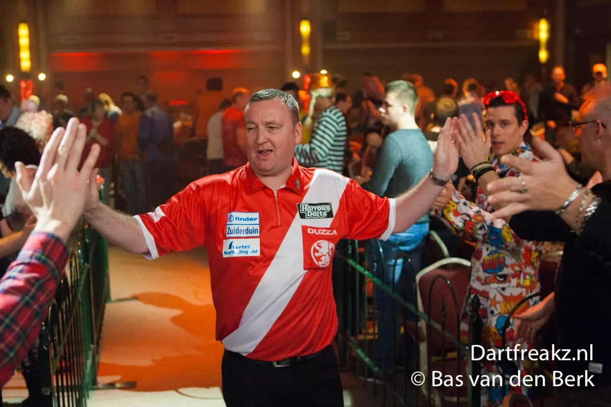 Glen Durrant 10 12 2016 Bas van den Berk Finder Darts Masters 2016 40274 15211