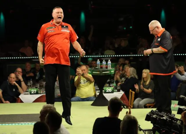 Kevin Painter vs Dennis Harbour