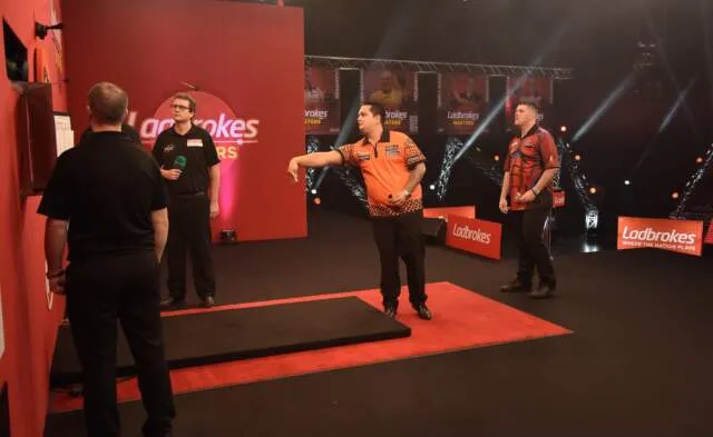 MASTERS DAY1 DeZwaan 02A