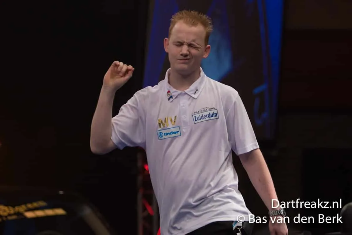 MAikel Verberk 9 12 2016 Bas van den Berk Finder Darts Masters 2016 0 15004