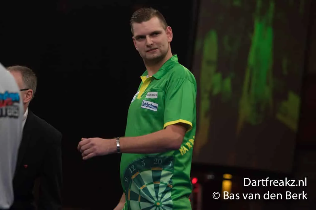 Martijn Kleermakers 9 12 2016 Bas van den Berk Finder Darts Masters 2016 0 14982