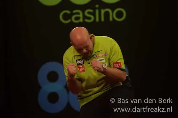 Michael van Gerwen EuropeanChampionship2014 8803
