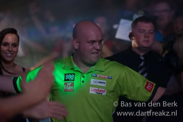 Michael van Gerwen opkomst EuropeanChampionship2014 8673