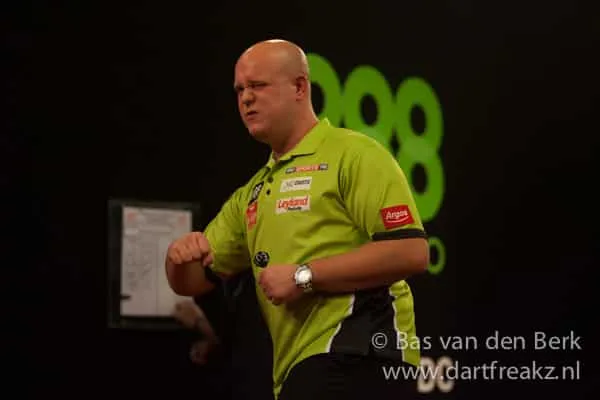 Michael van gerwen EuropeanChampionship2014 8784