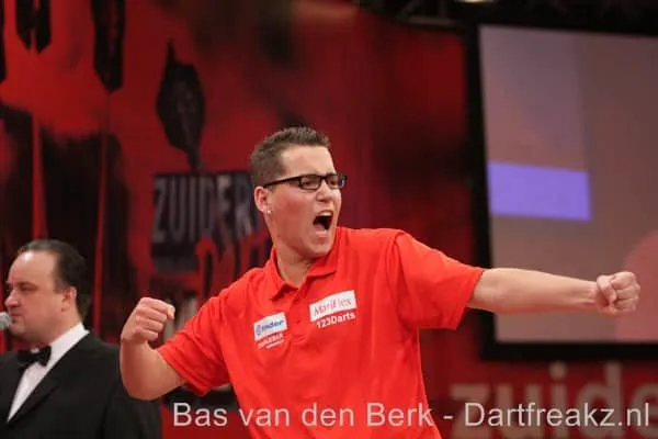 Pas van de Benito zdm11ZA