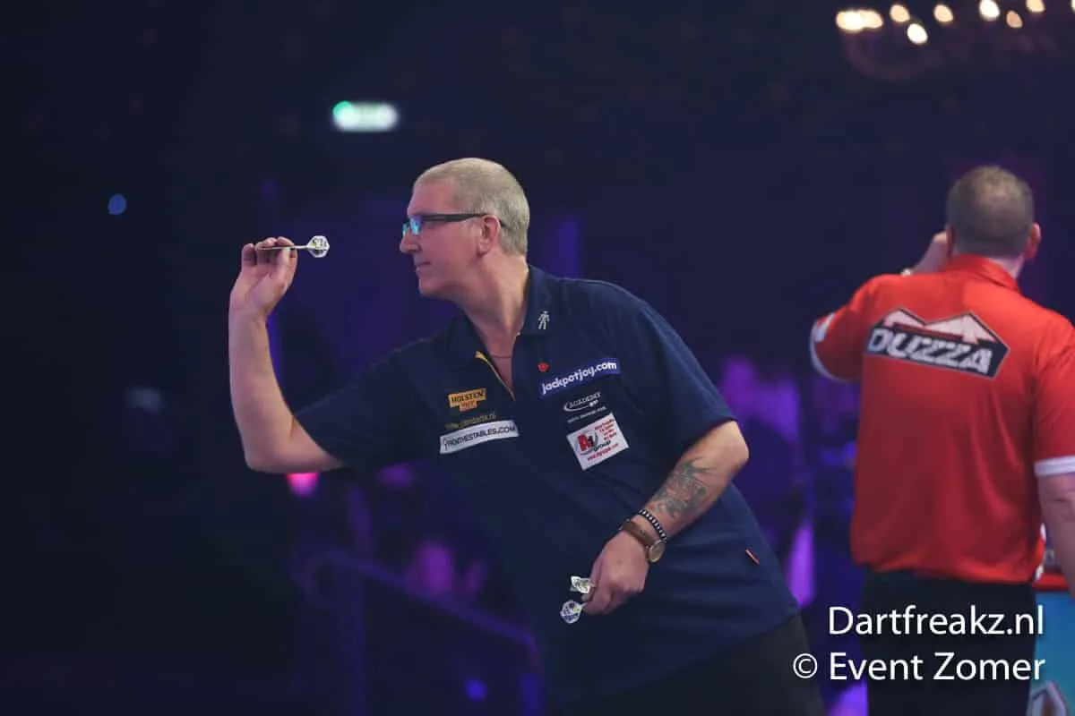 Paul Hogan Lakeside2017