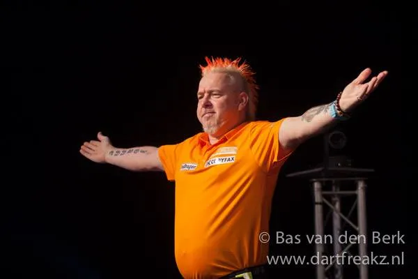 Peter Wright 4