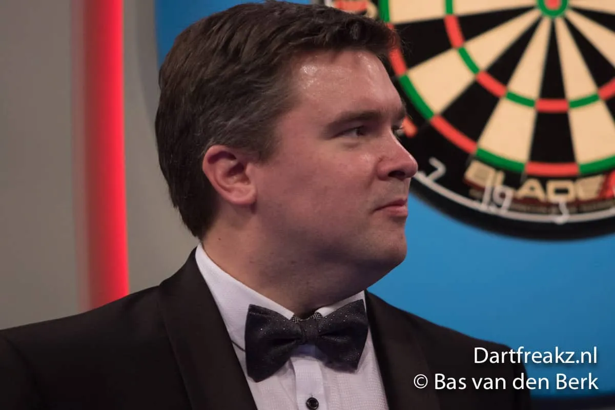 Richard Ashdown 11 12 2016 Bas van den Berk Finder Darts Masters 2016 0 15338