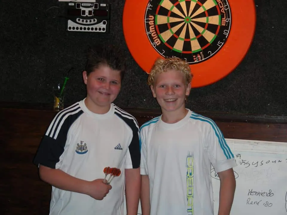 Tergouw justin Hoenderloo