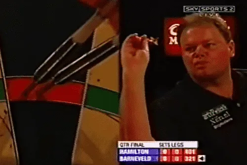 Van Barneveld 10 darter in het donker