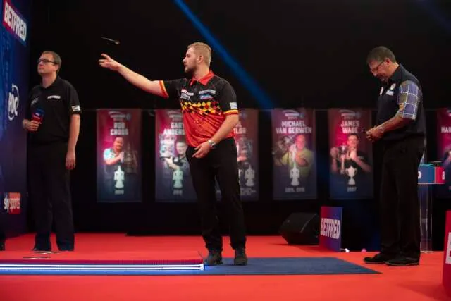 WLDMTCHPLAY FNL VANDENBERGH4A