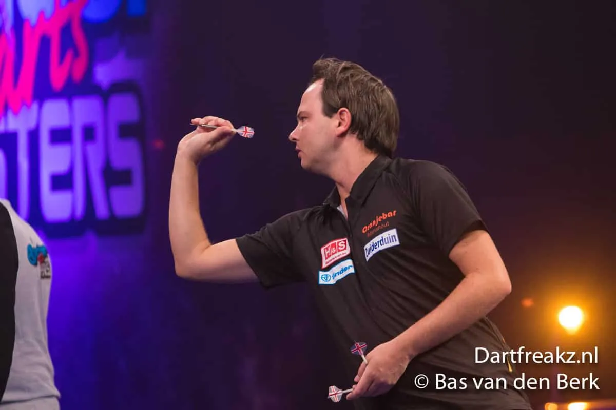 Wouter Vaes 10 12 2016 Bas van den Berk Finder Darts Masters 2016 0 15030