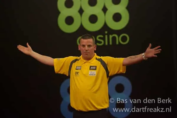 dave chisnall EuropeanChampionship2014 7714