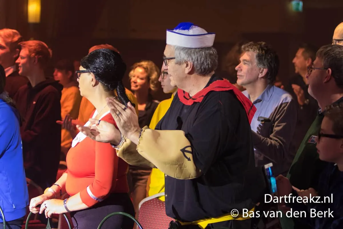 publiek algemeen 10 12 2016 Bas van den Berk Finder Darts Masters 2016 0 15119