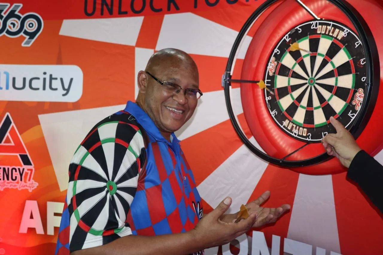 simon adams afrika african darts series
