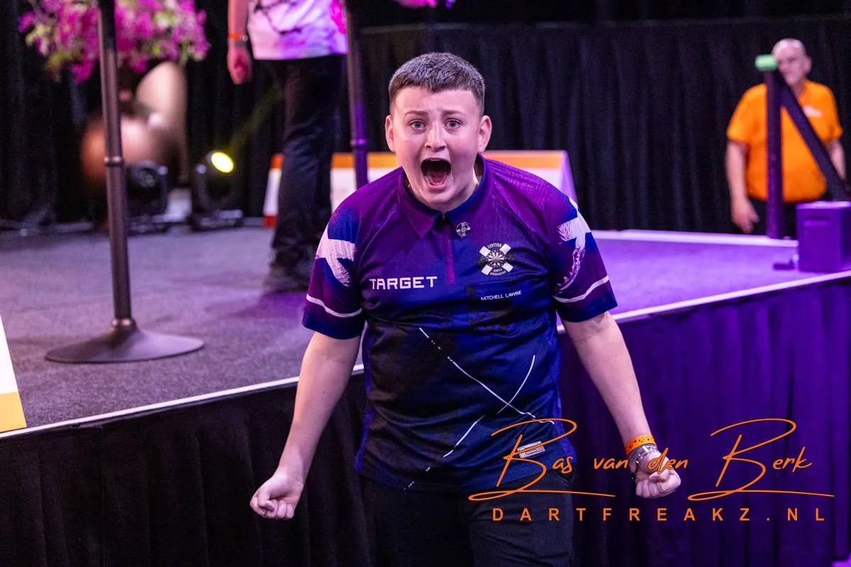 251-250719-4G2A1695Bas van den Berk-Winmau WDF Europe Cup Youth 2025