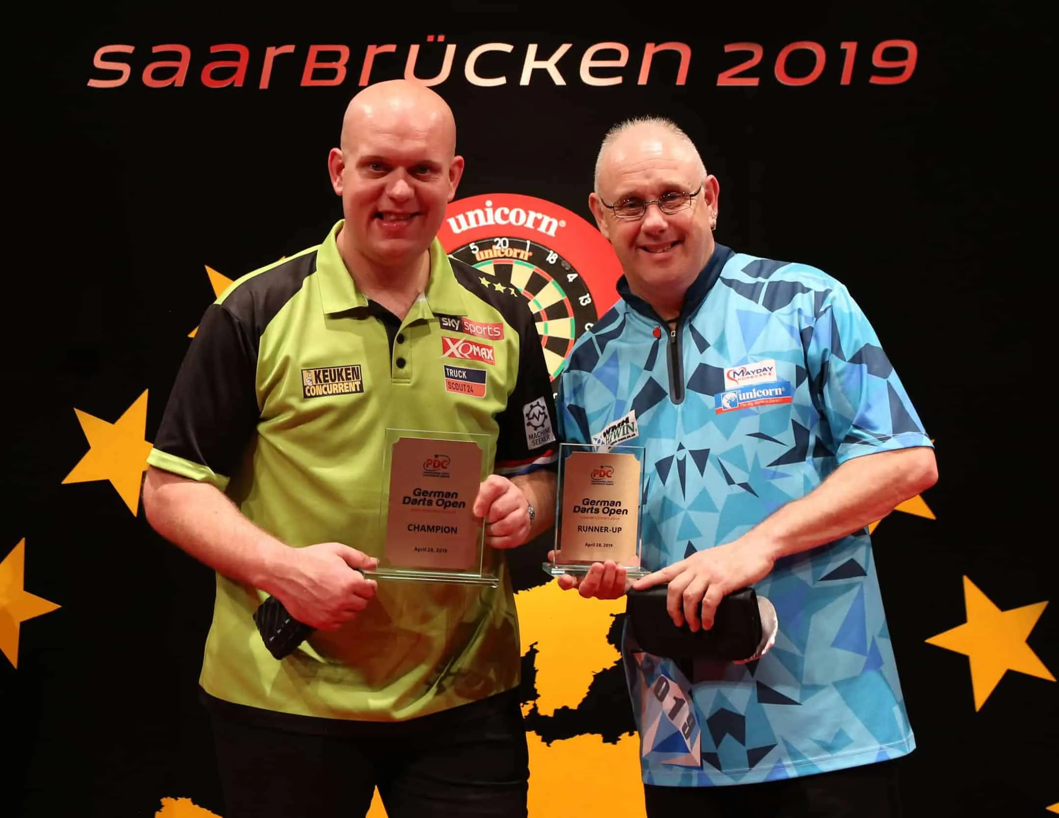 van Gerwen White e1556498606379