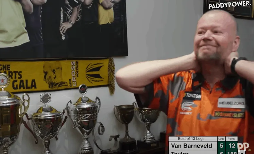 2020 04 10 17 30 19 PHIL TAYLOR vs RAYMOND VAN BARNEVELDas they play each other from HOME YouTu