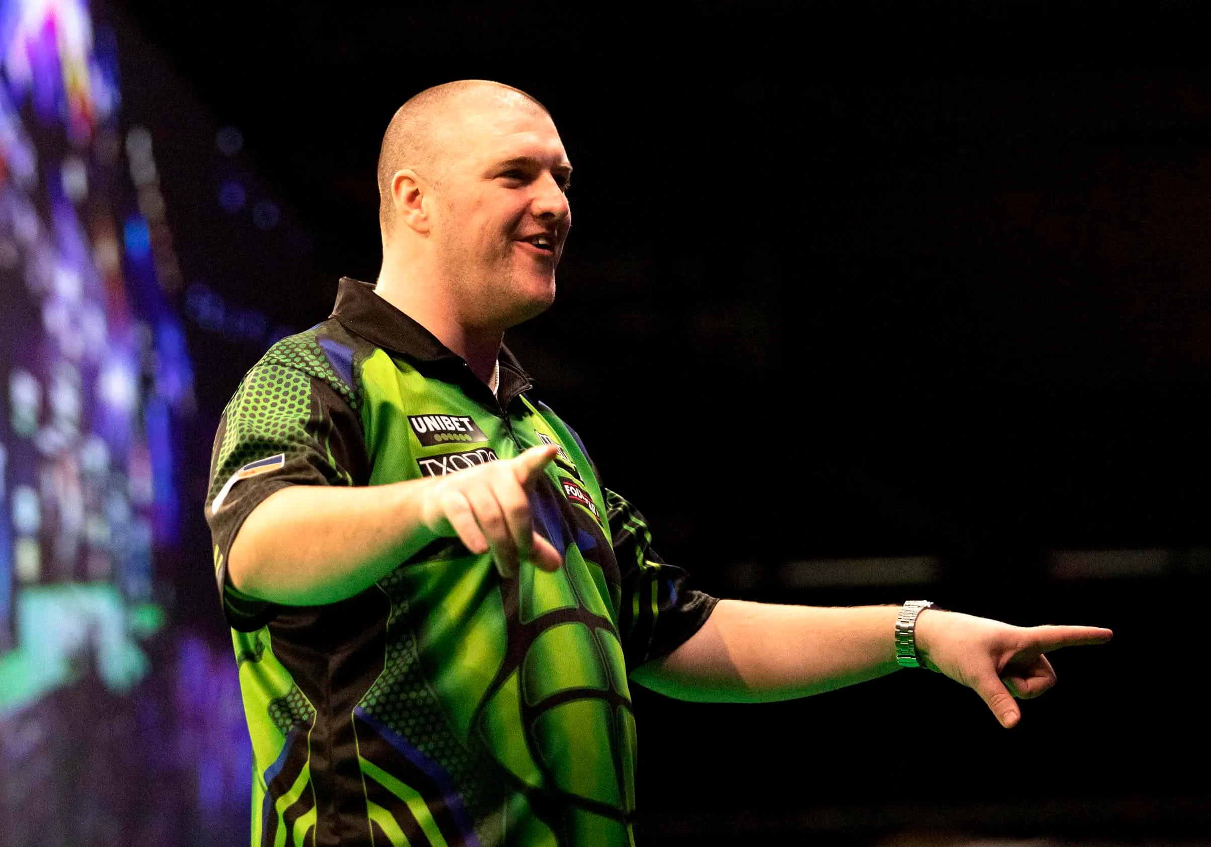 11 Daryl Gurney 2000