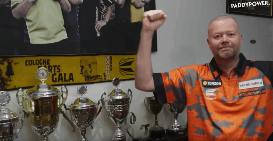 2020 04 09 20 41 25 PHIL TAYLOR vs RAYMOND VAN BARNEVELDas they play each other from HOME YouTu