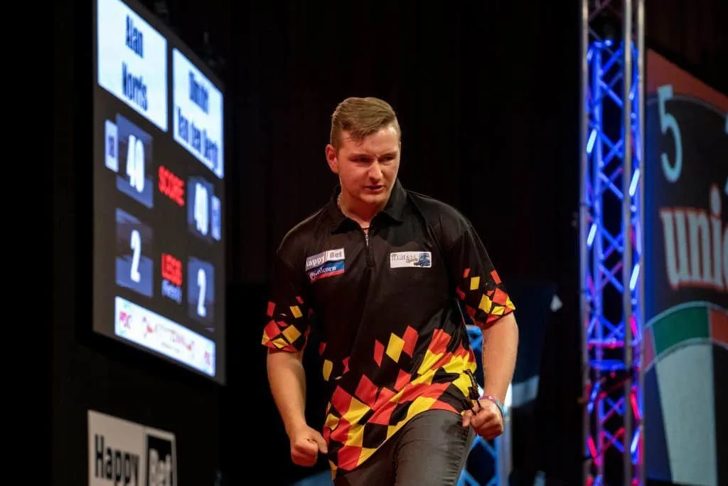 Dimitri van den Bergh ET