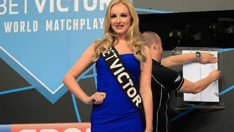 charlotte wood betvictor world matchplay day three lawrence lustig pdc 12nnzpnv4q63z10s5ks2sp8c57