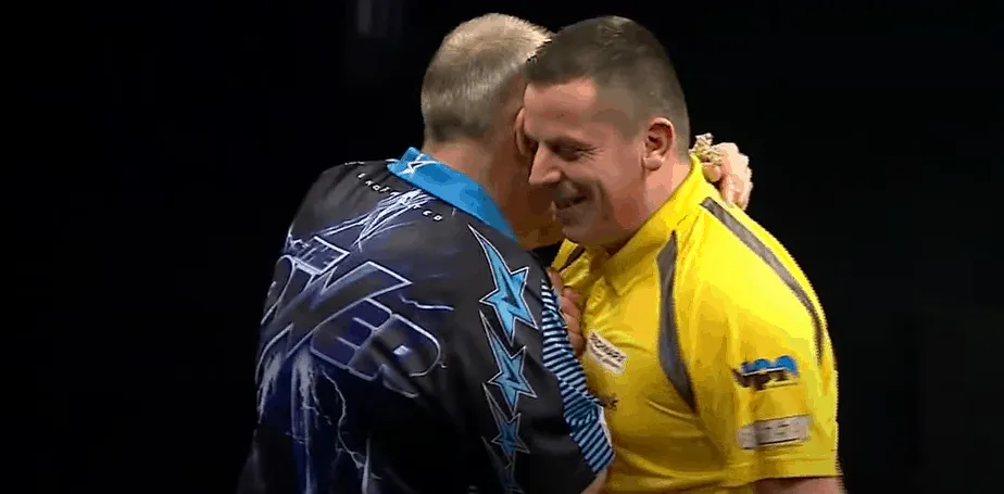 2020 08 15 00 59 11 CRAZY AVERAGES Taylor v Chisnall  2016 Premier League YouTube