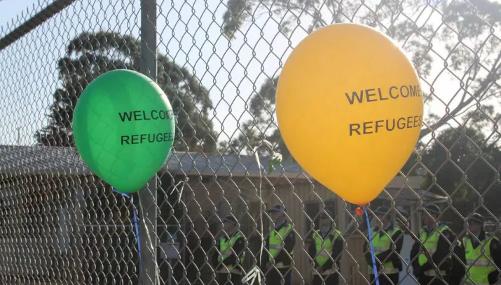 5917459089 f6baa789a5 b 715x408