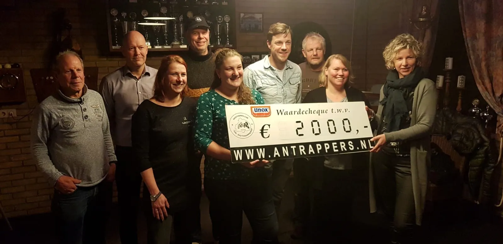 de wijk nieuwjaarduik overhandiging