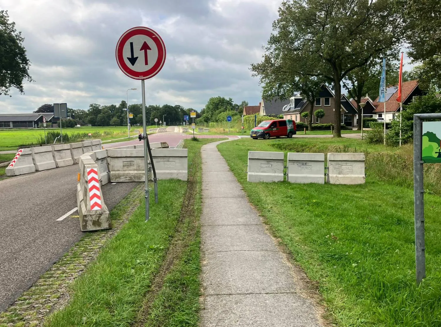 de wijk verkeer slenkenweg