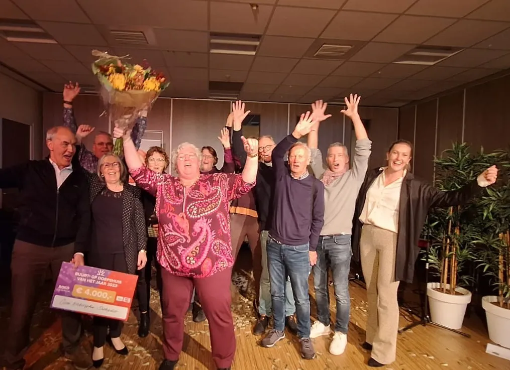 dwingeloo bestuur winnend dorpshuis over entinghe dwingeloo