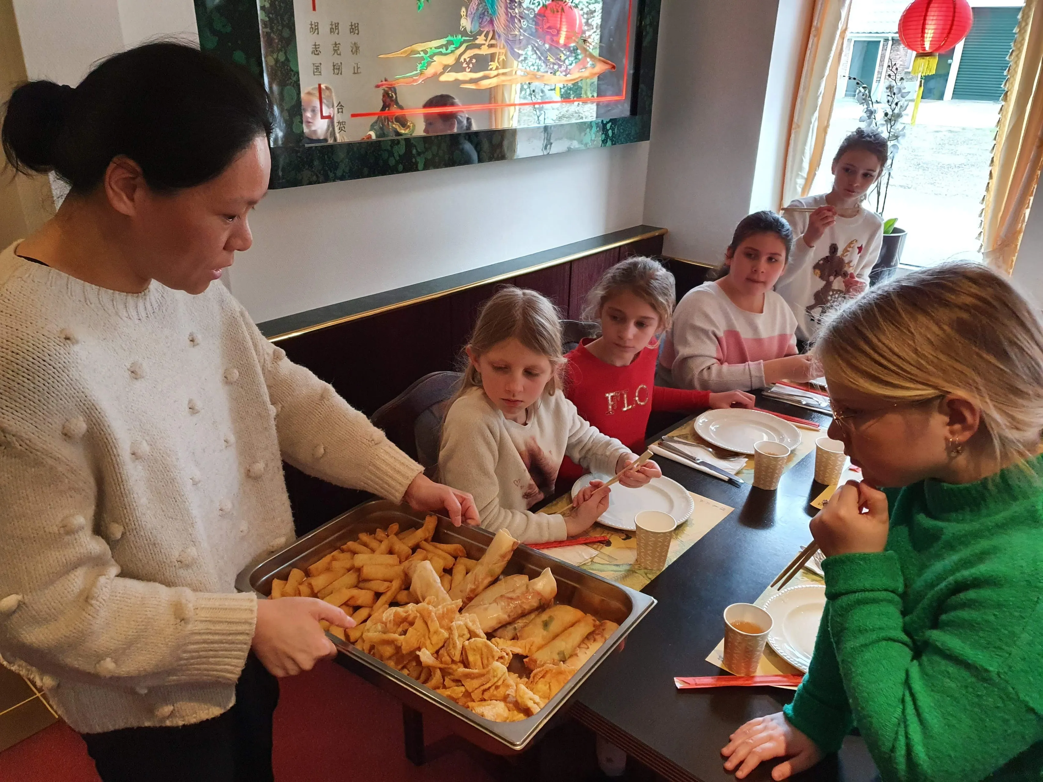 loempias rollen in ruinen