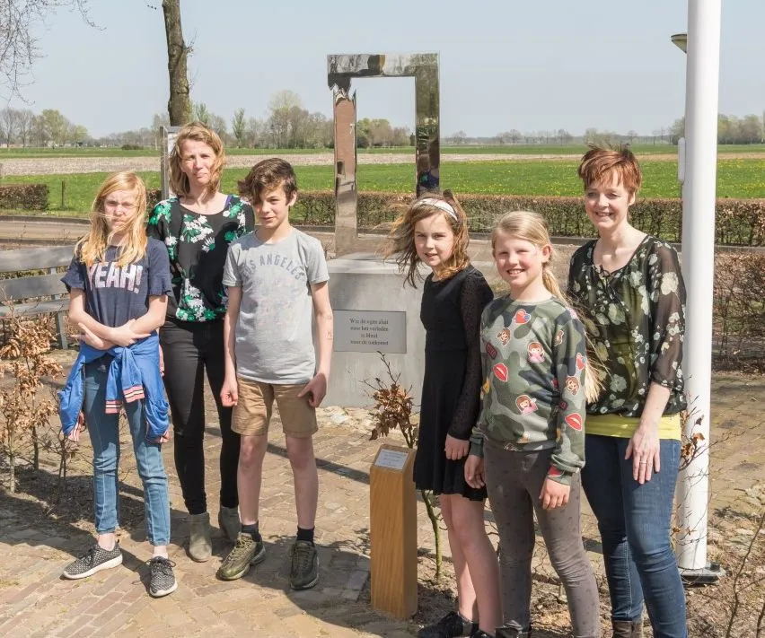 monument alteveer kerkenveld