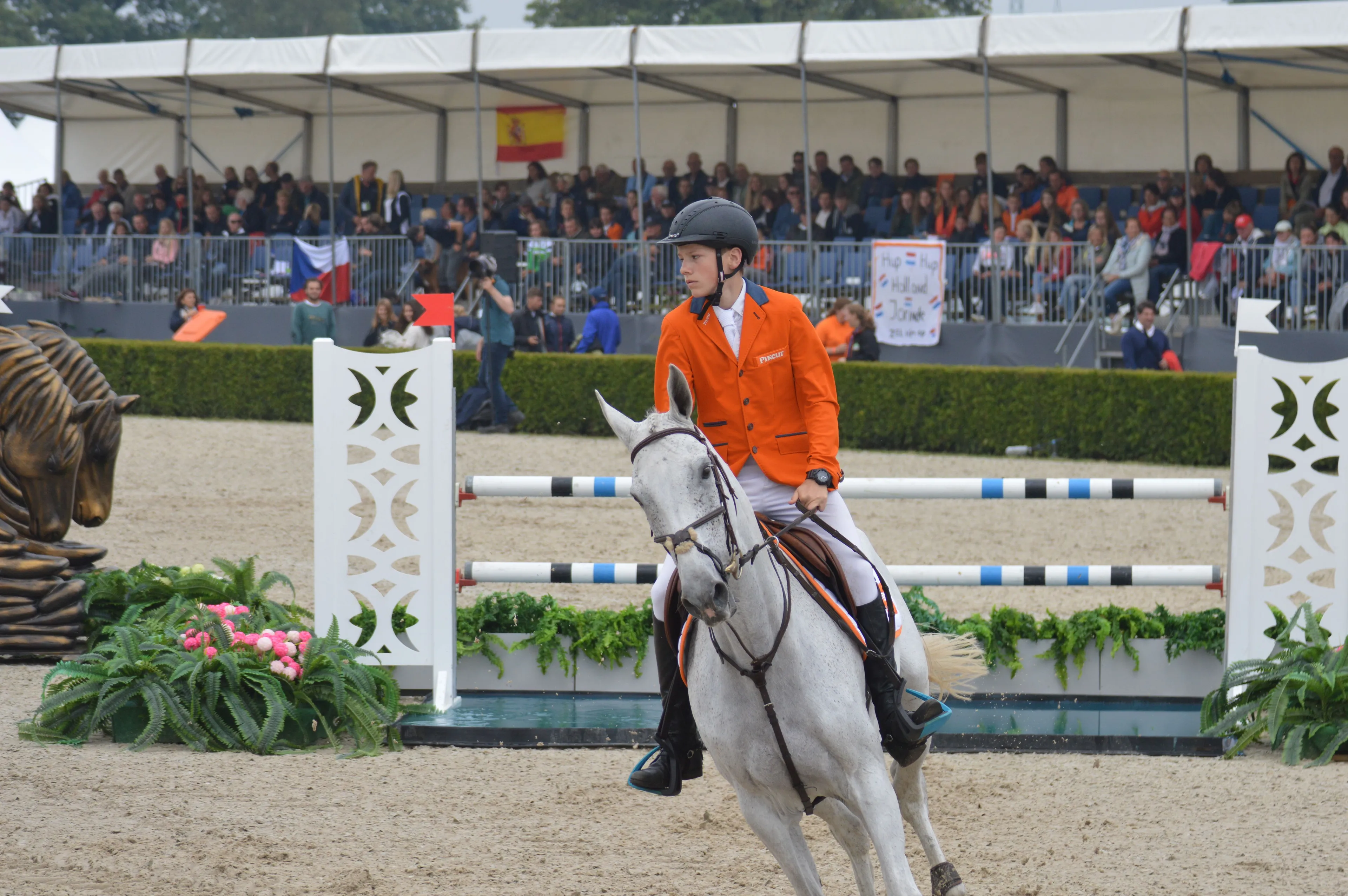 pn11072019 ek young riders14