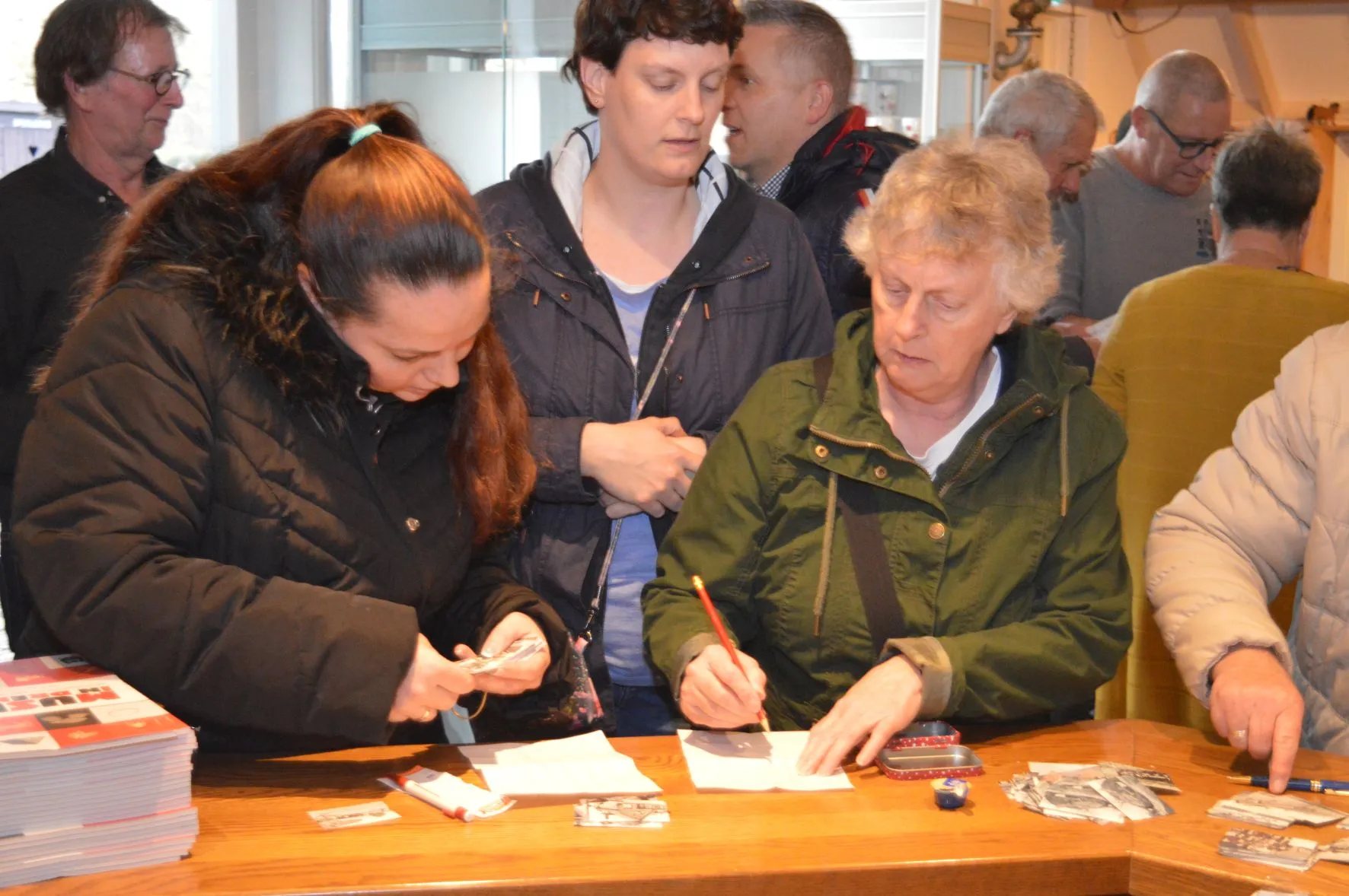 pn17122019 historieplaatjes ruilbeurs zuidwolde1