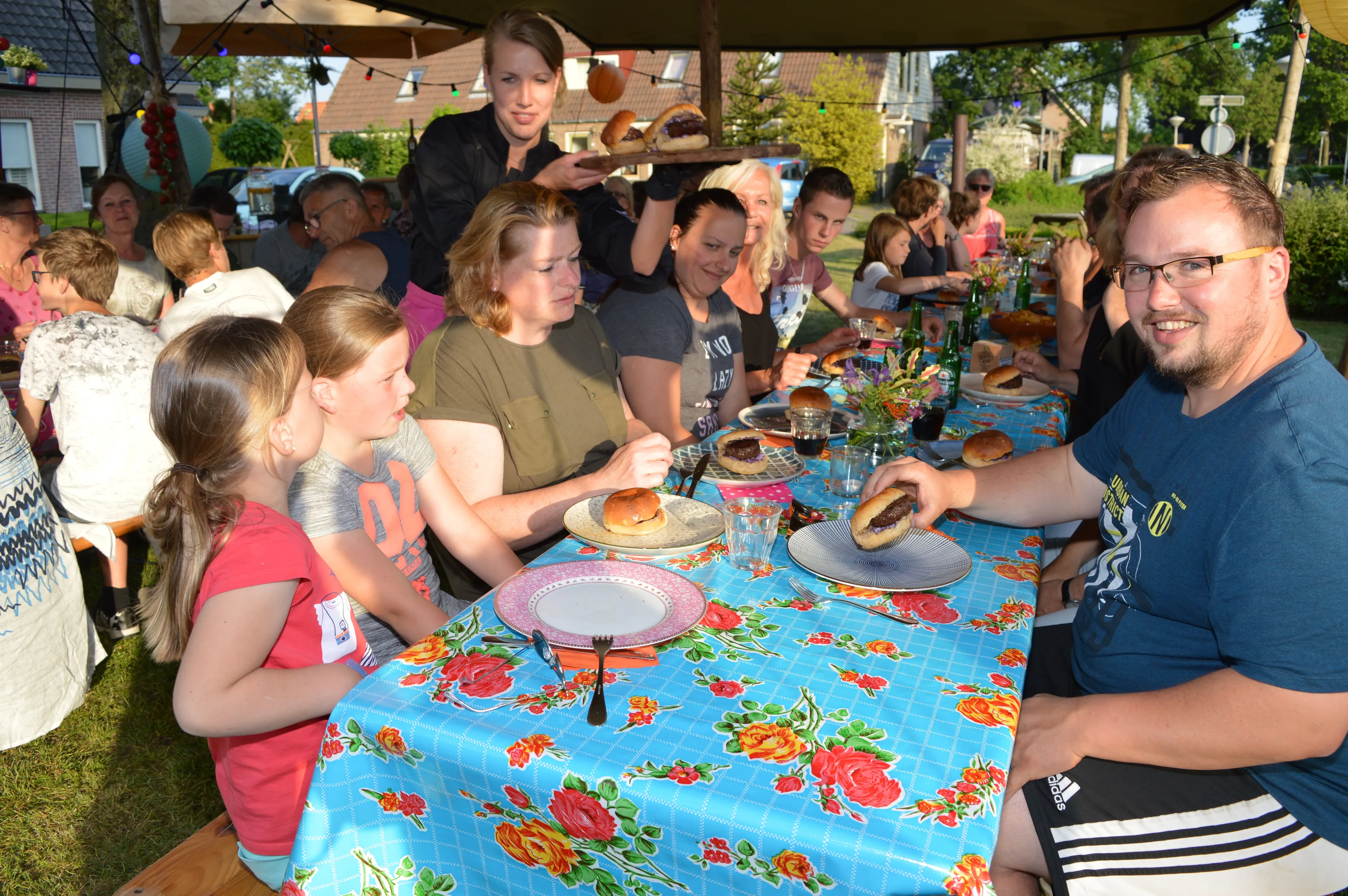 pn23052018 avikofeestje oosteinde1