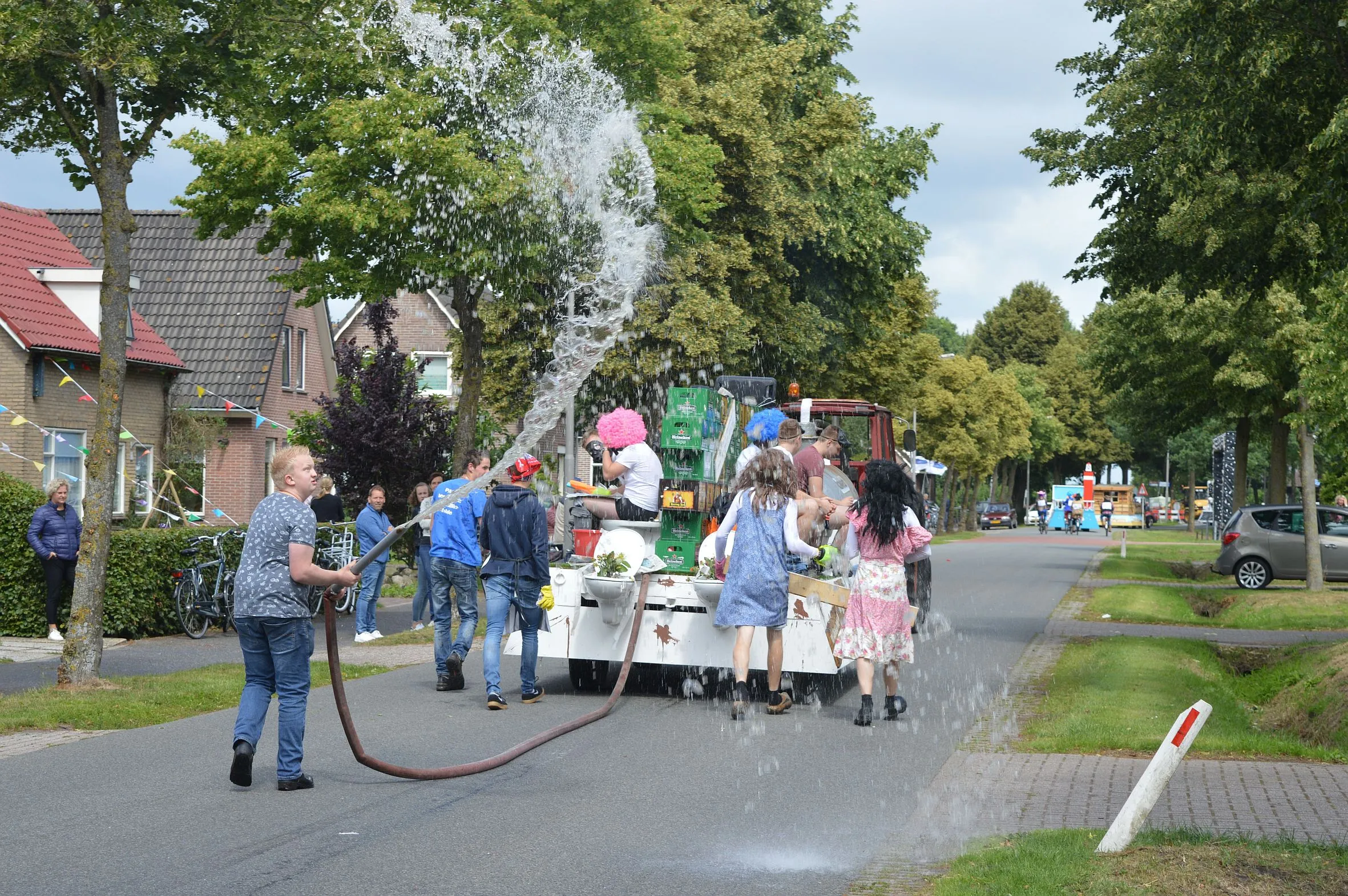 pn23062018 optocht oosteinde36